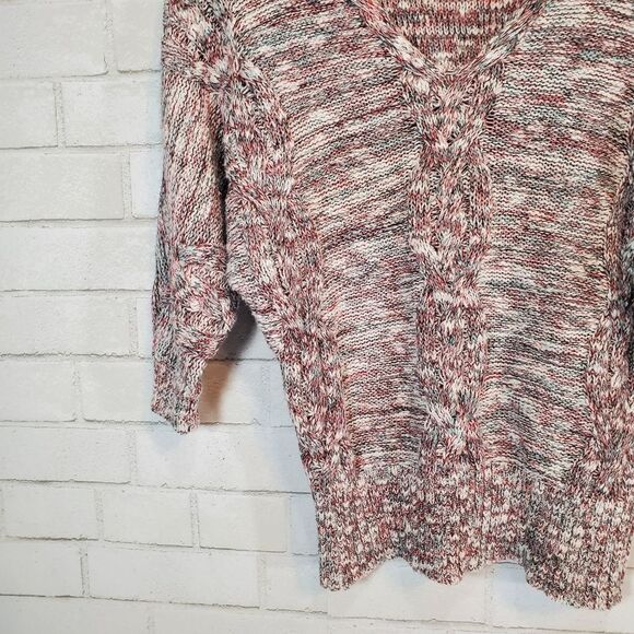 Maurice's v-neck sweater - Picture 2 of 13